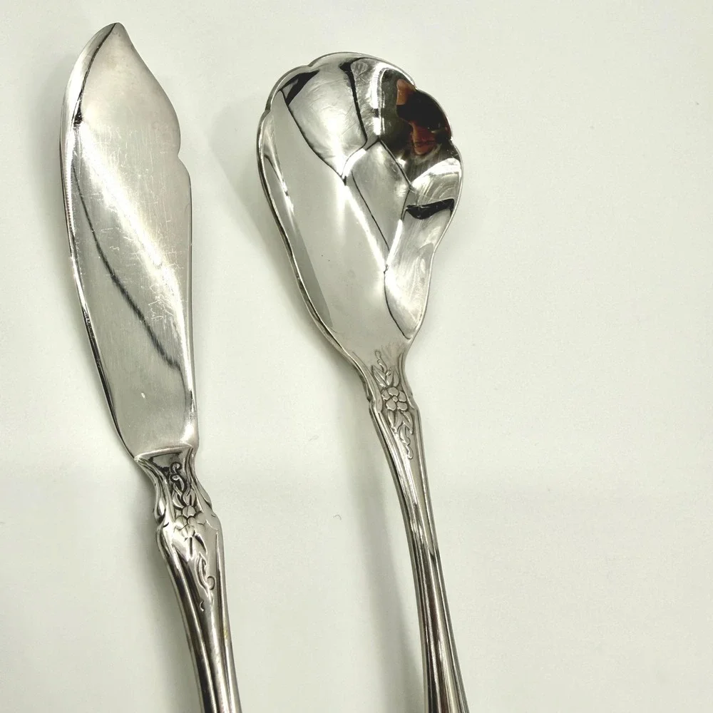 Oneida Distinction Deluxe Raphael Stainless Steel Sugar Shell Spoon Butter Knife